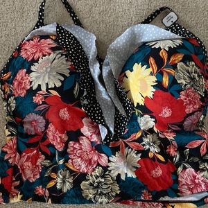 Time & Tru women’s swim top size 1x